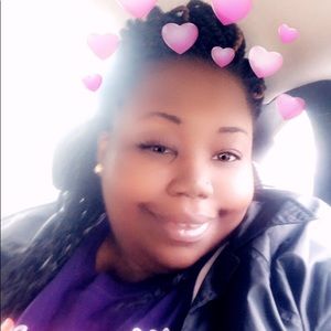 Meet your Posher, April